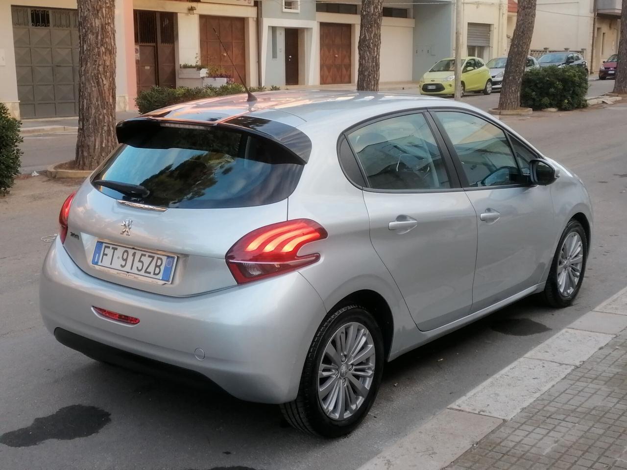 Peugeot 208 1.6 BlueHDi 75CV S&S 5P LED - 2019