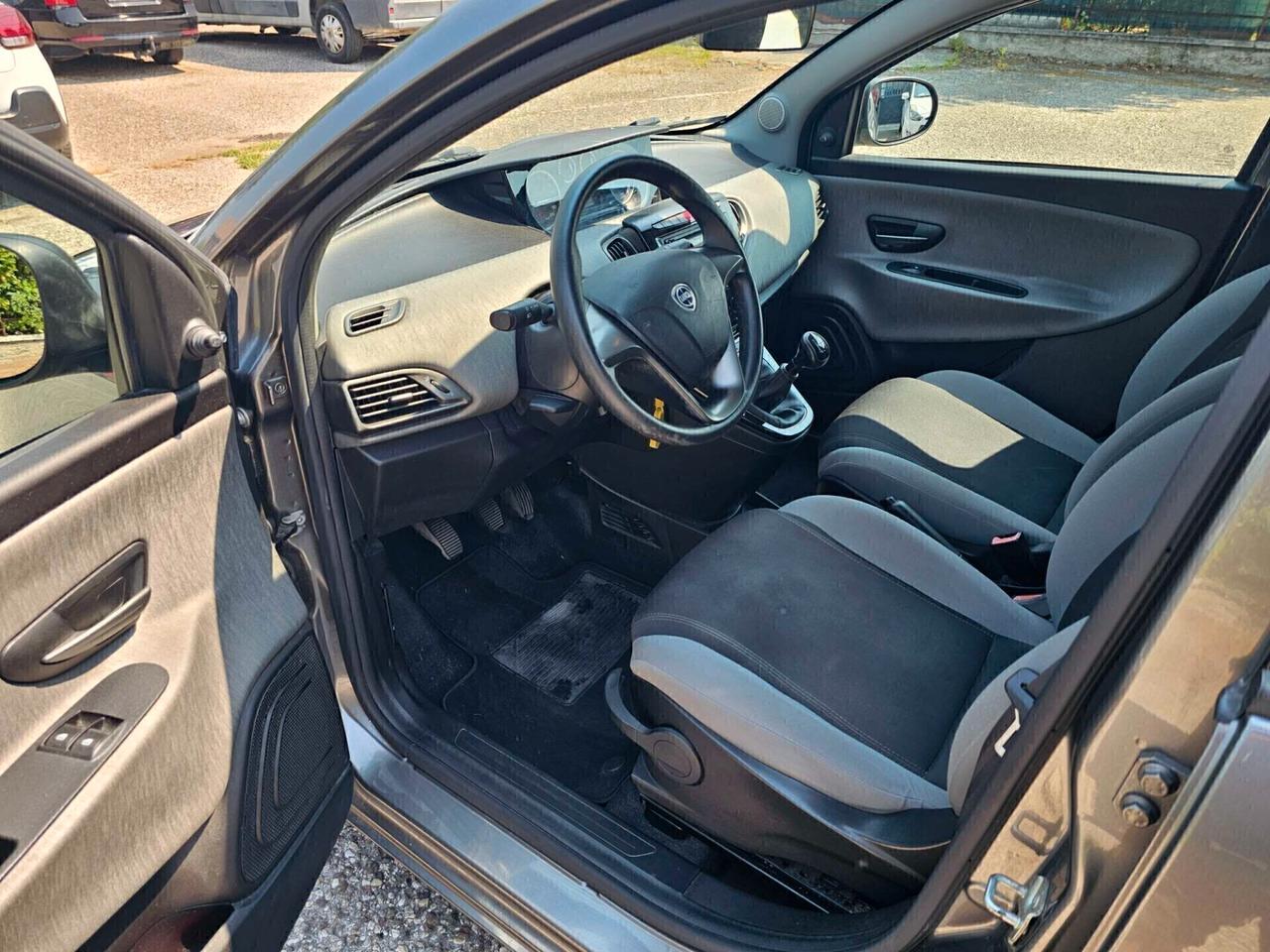 Lancia Ypsilon 1.3 MJT 16V 95 CV 5 porte S&S Platinum