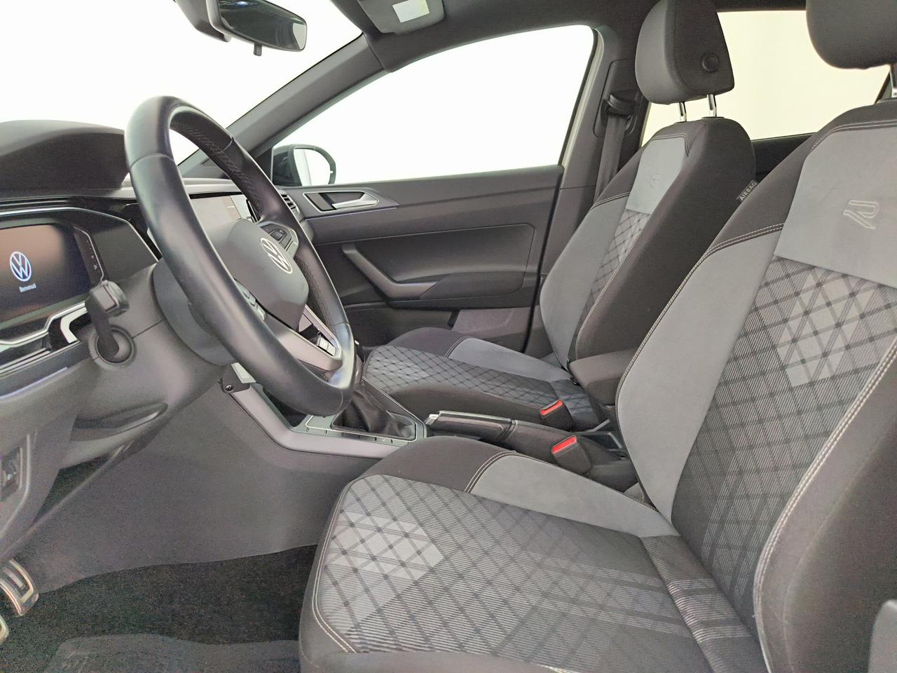 Volkswagen Taigo 1.0 tsi r-line 110cv