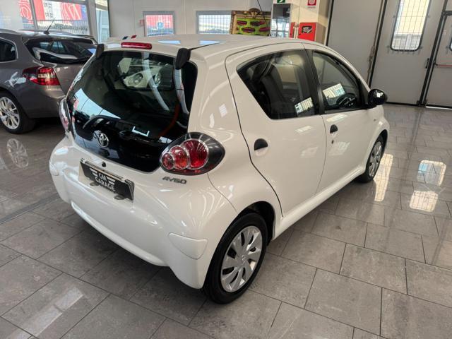 TOYOTA Aygo 1.0 12V VVT-i 5 porte Active Connect