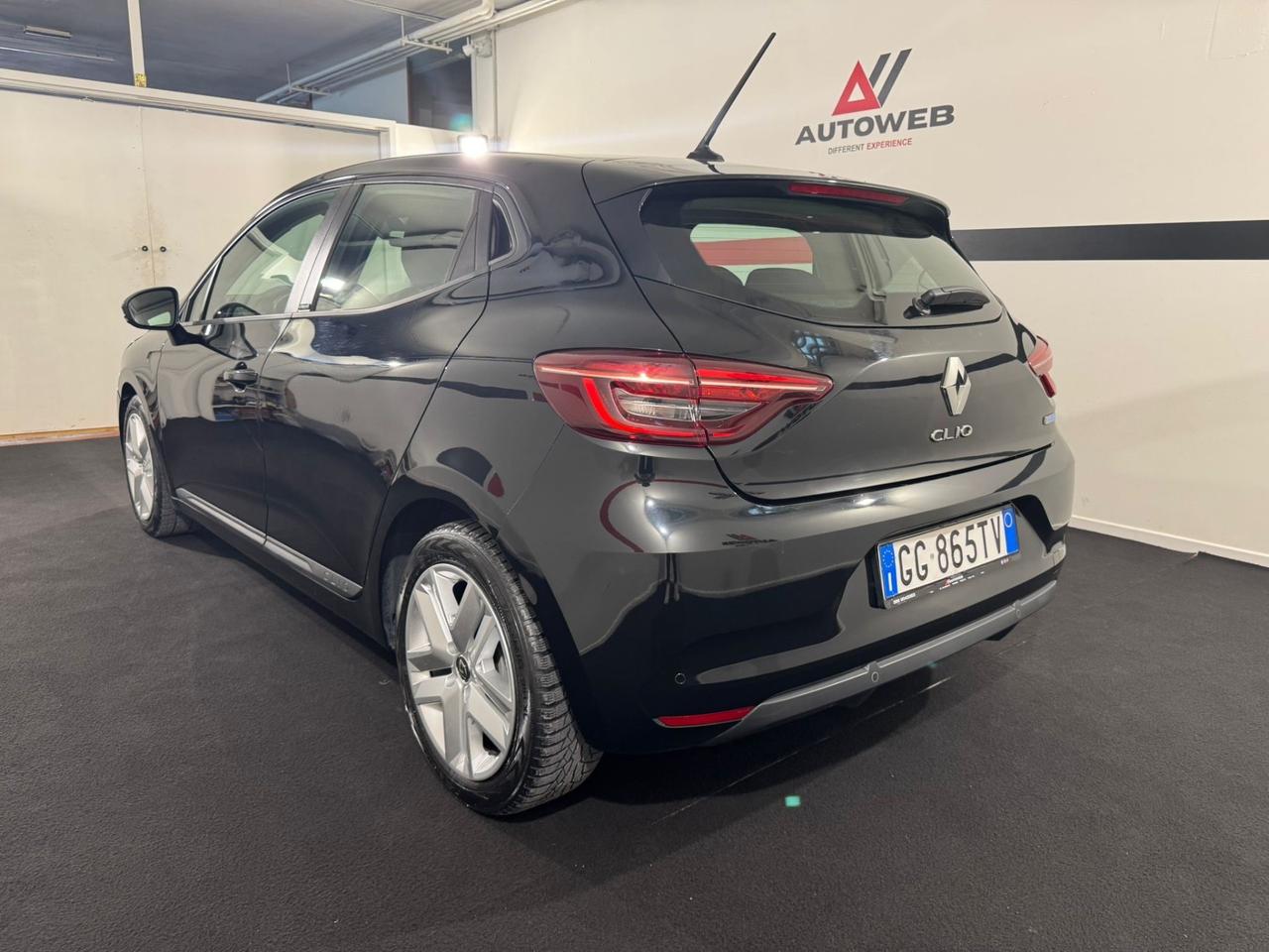 Renault Clio Full Hybrid E-Tech 140 CV 5 porte Intens