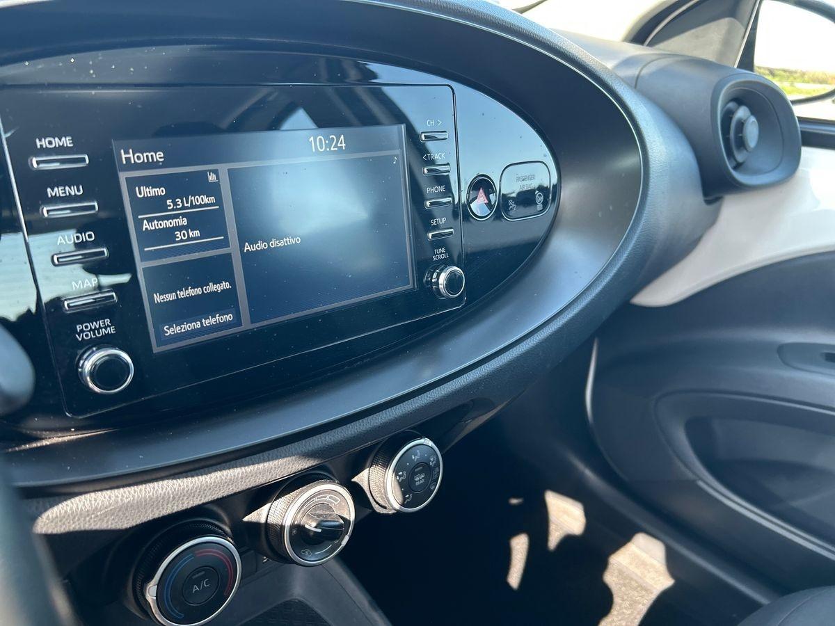 TOYOTA Aygo X - Aygo X 1.0 VVT-i 72 CV 5 porte Active