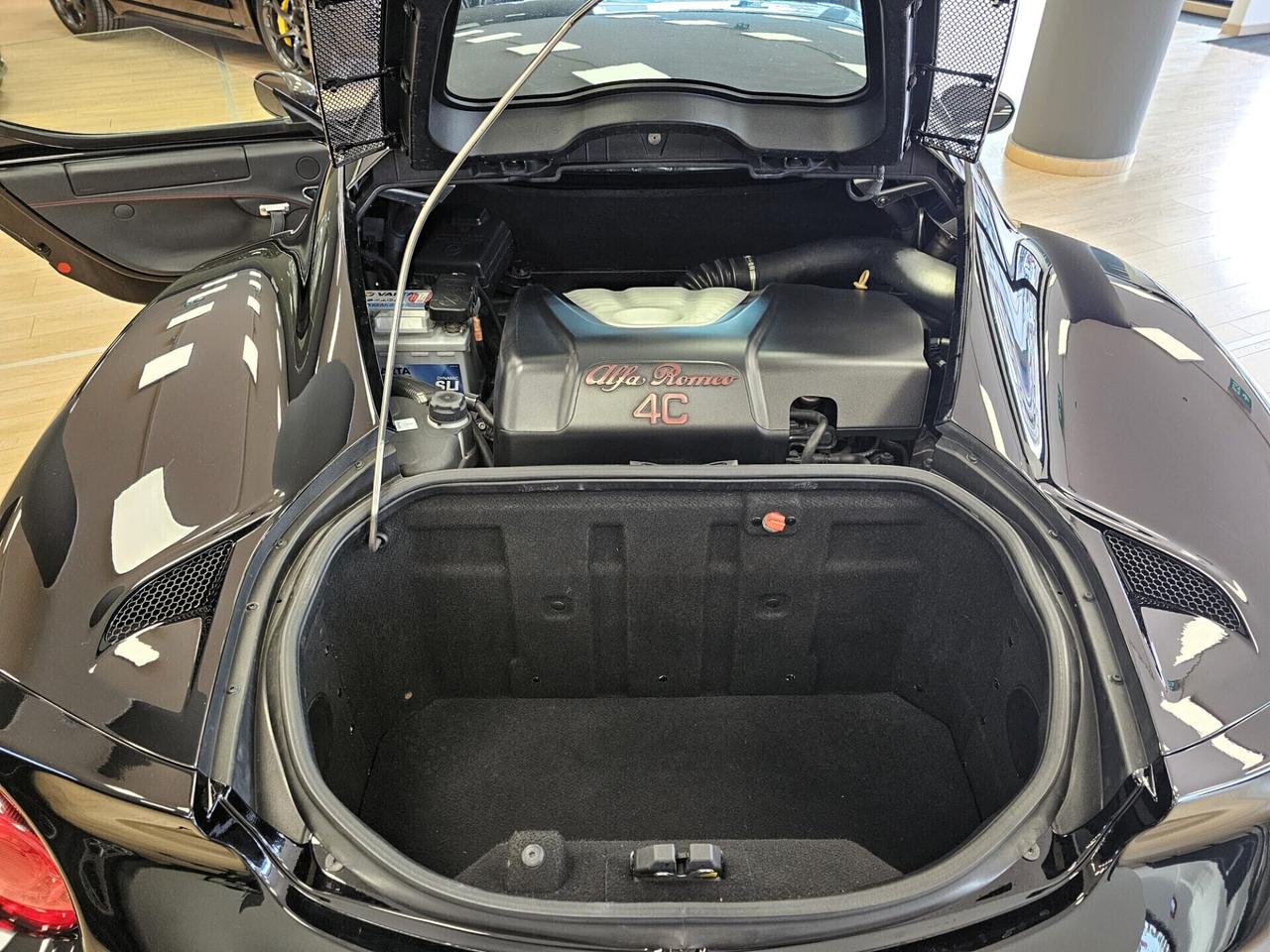 Alfa Romeo 4C 1750 TBi