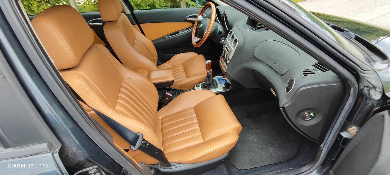 Alfa Romeo 156 1.6i 16V Distinctive (GPL LANDI RENZO)