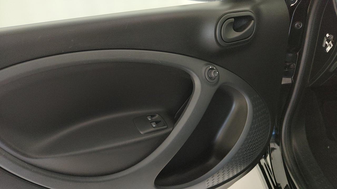 SMART Forfour eq Pure 22kW