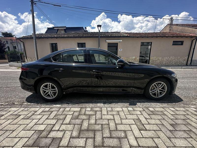 Alfa Romeo Giulia 2.2 Turbo AT8 160CV Business