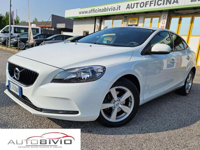 VOLVO V40 D2 Momentum