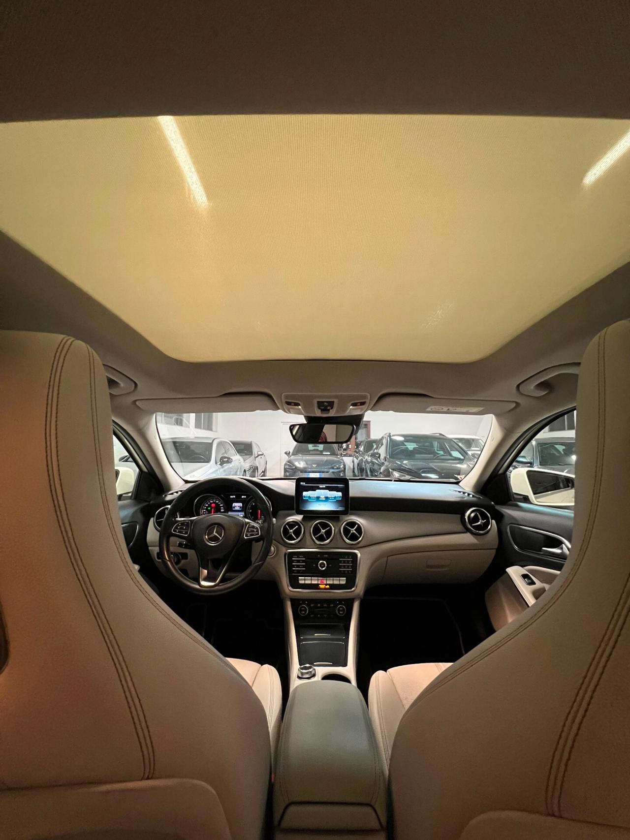 Mercedes-benz GLA 220 d Automatic 4Matic Premium