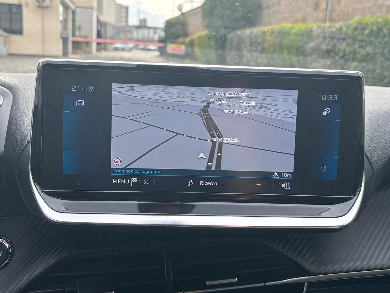 Peugeot 2008 BlueHDi 100 S&S Allure Navi Pack