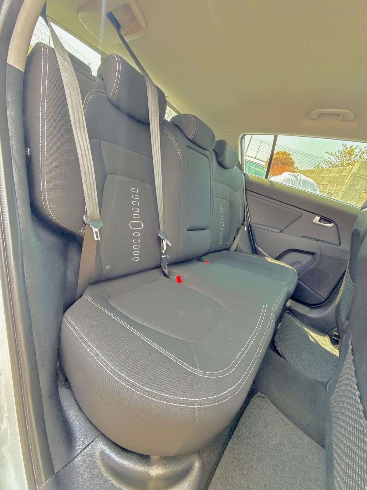 Kia Sportage 1.7 CRDI VGT 2WD,Bluetooth,Cruise control,LED diurni,ecc.