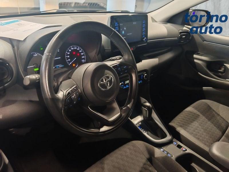 Toyota Yaris Hybrid Business
