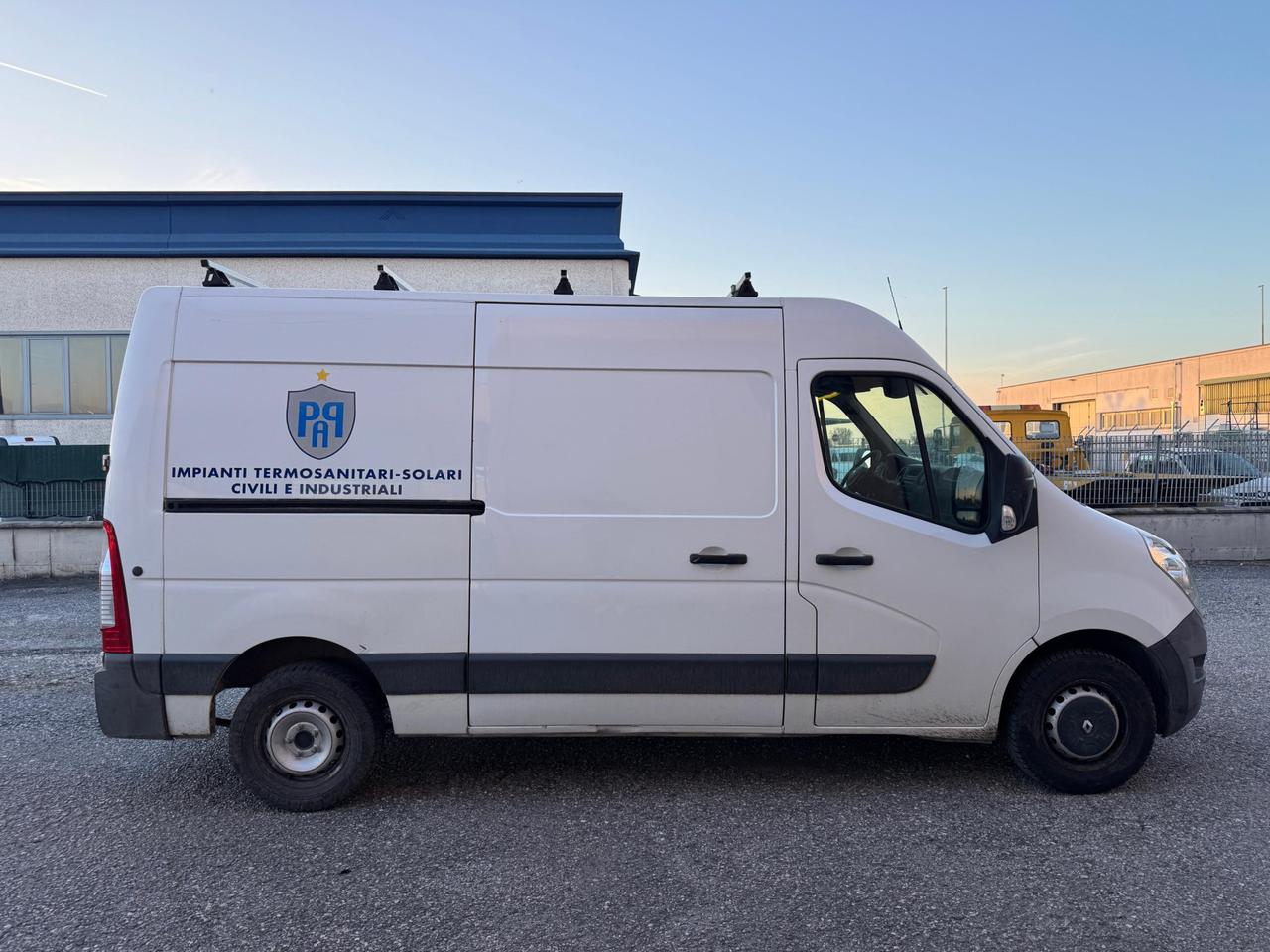 RENAULT Master prezzo + iva 22% T35 2.3 dci 125cv L2H2 E5