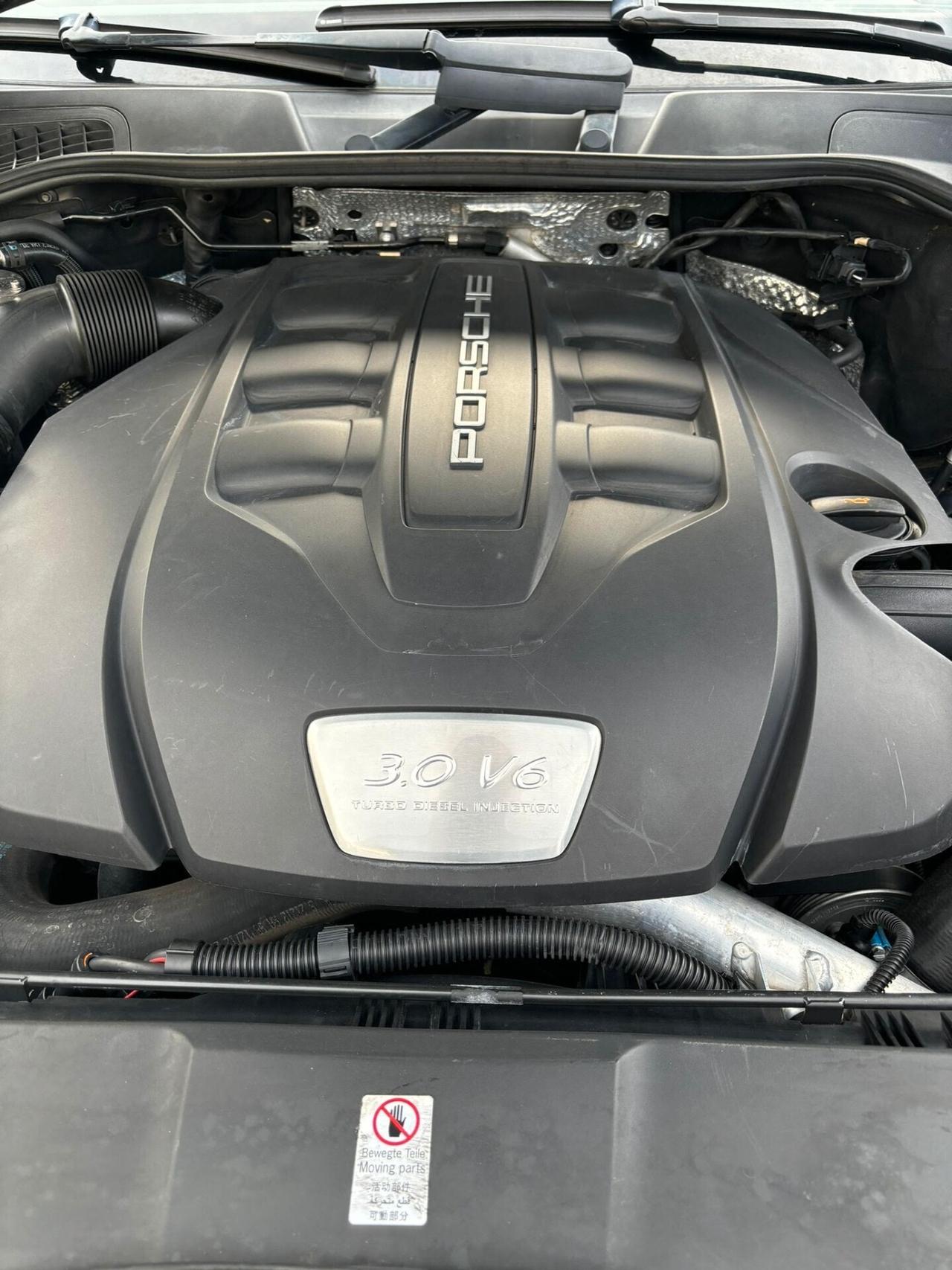 Porsche Cayenne 3.0 v6 Turbo Diesel