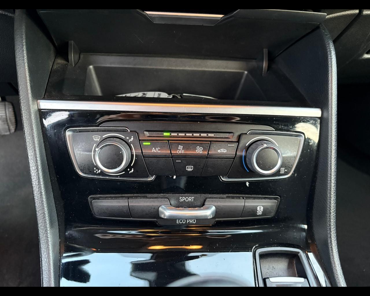 BMW Serie 2 A.T. (F45) - 218i Active Tourer Advantage