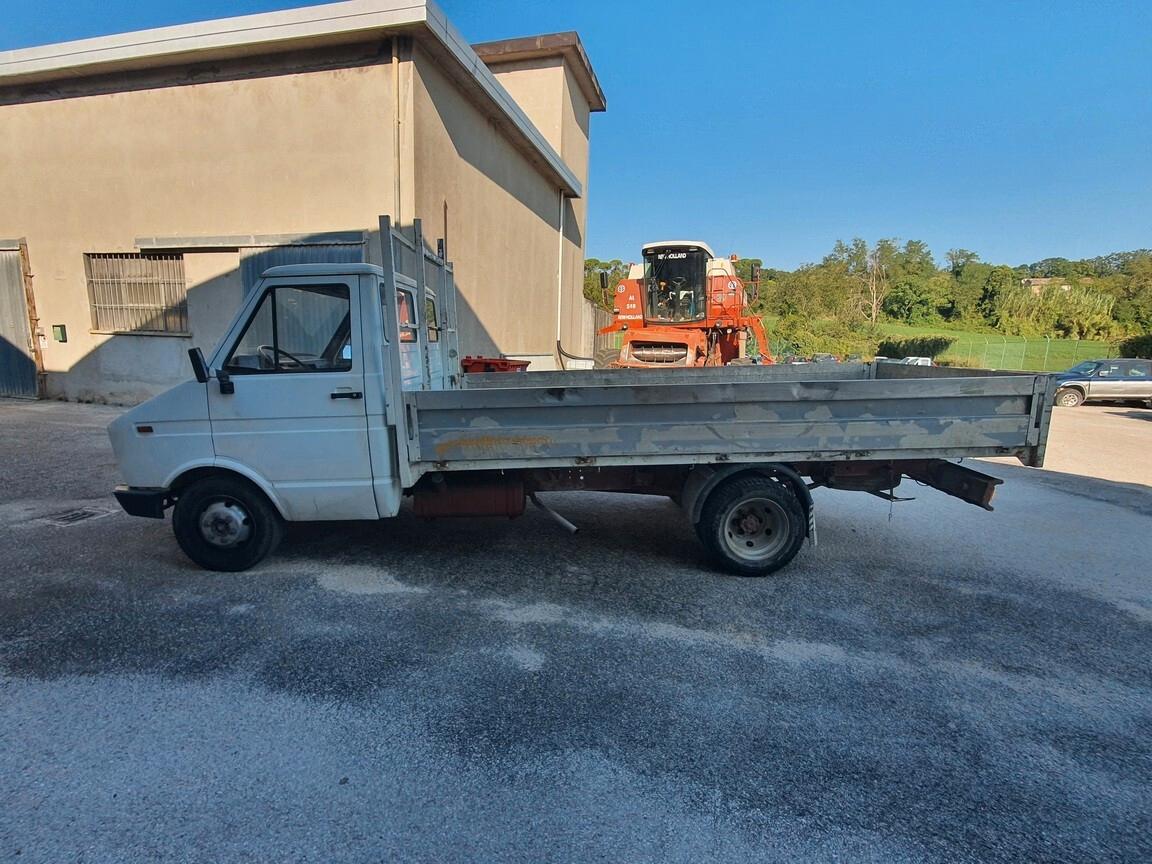 Iveco Daily I 35-8 2.4 D 72CV Cassone Fisso