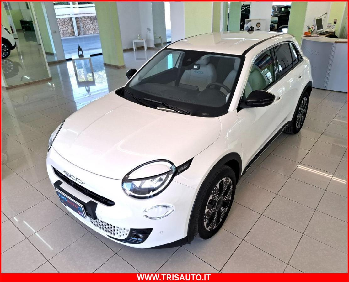 FIAT 600 1.2 T-GEN3 MHEV DCT La Prima NEOPATENTATI (FULL LED+PELLE+NAVI)