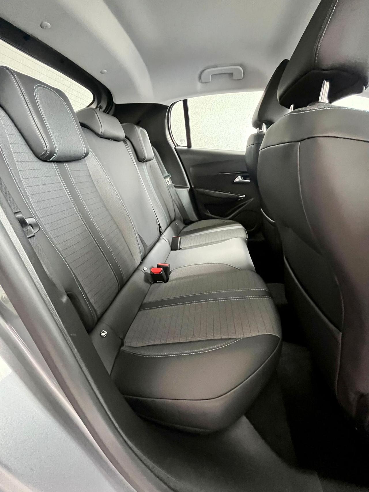 Peugeot 208 PureTech 100 Stop&Start EAT8 5 porte Allure