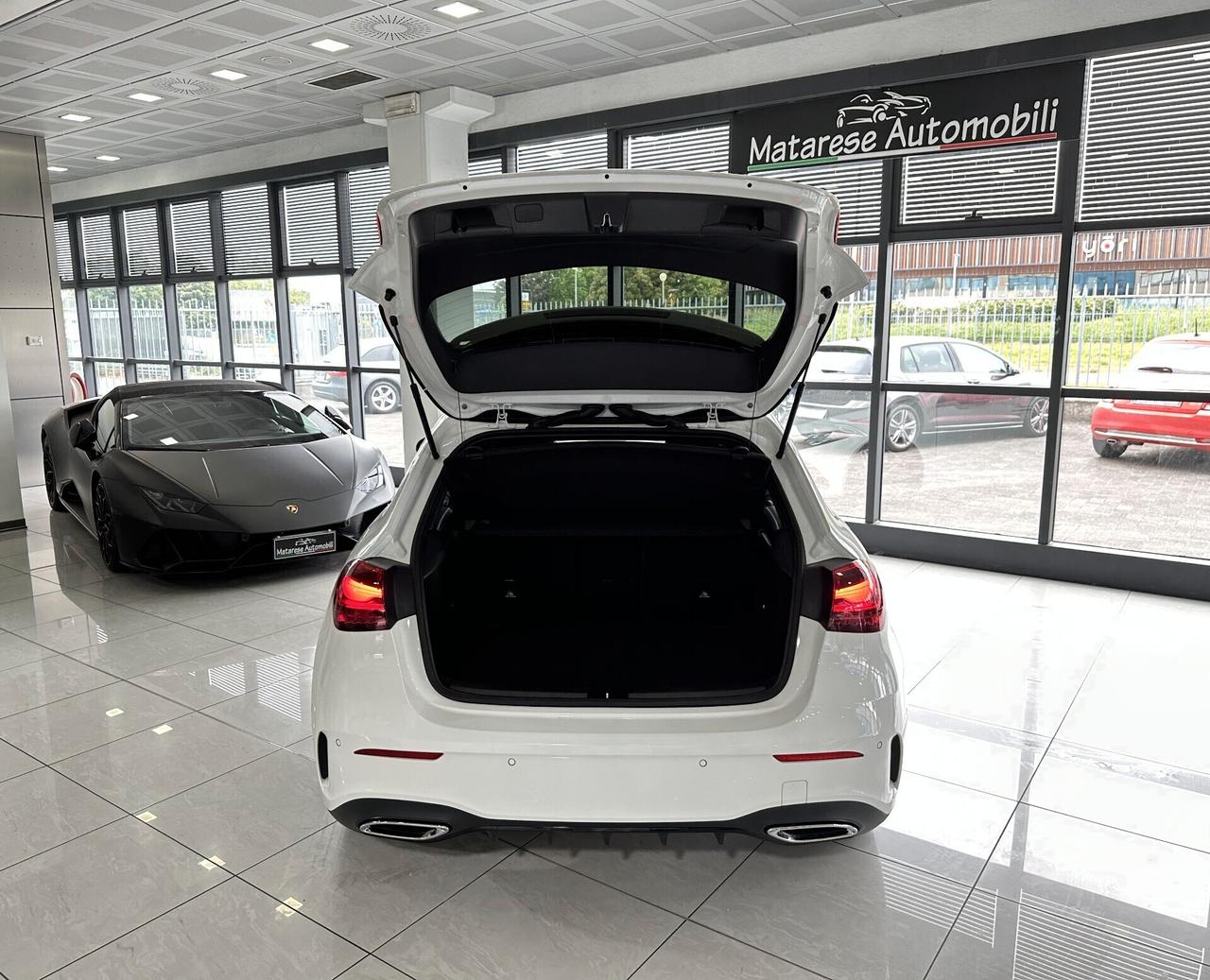 Mercedes-benz A 200 163cv AMG Pack Tetto Mild-Hybrid Burmester