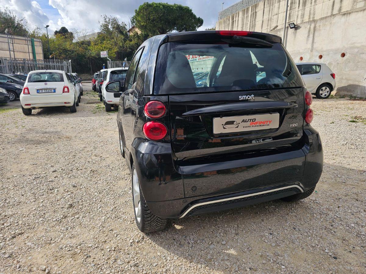 SMART - Fortwo - 1000 52 kW MHD coupé pulse