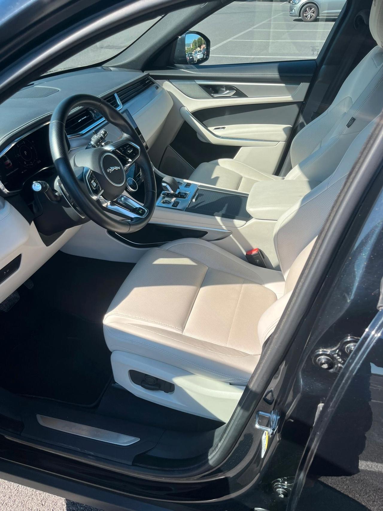 Jaguar F-Pace 2.0 D 204 CV AWD aut. R-Dynamic S