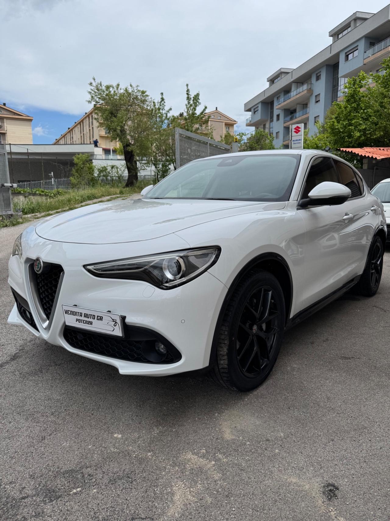 Alfa Romeo Stelvio 2.2 Turbodiesel 210 CV AT8 Q4 Veloce