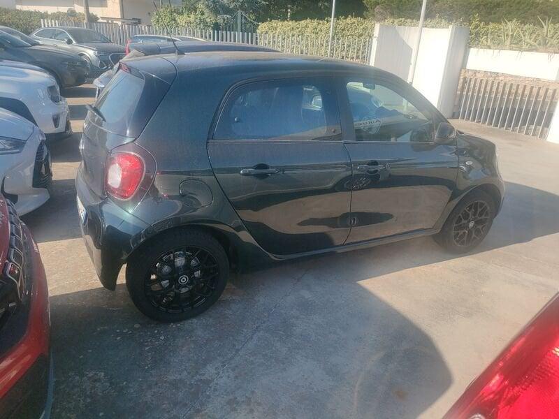 smart forfour 2ªs. (W453) 70 1.0 twinamic Youngster