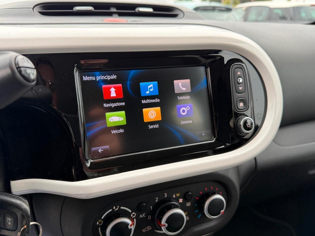 Renault Twingo 1.0 SCe 69Cv Energy - neopatentati