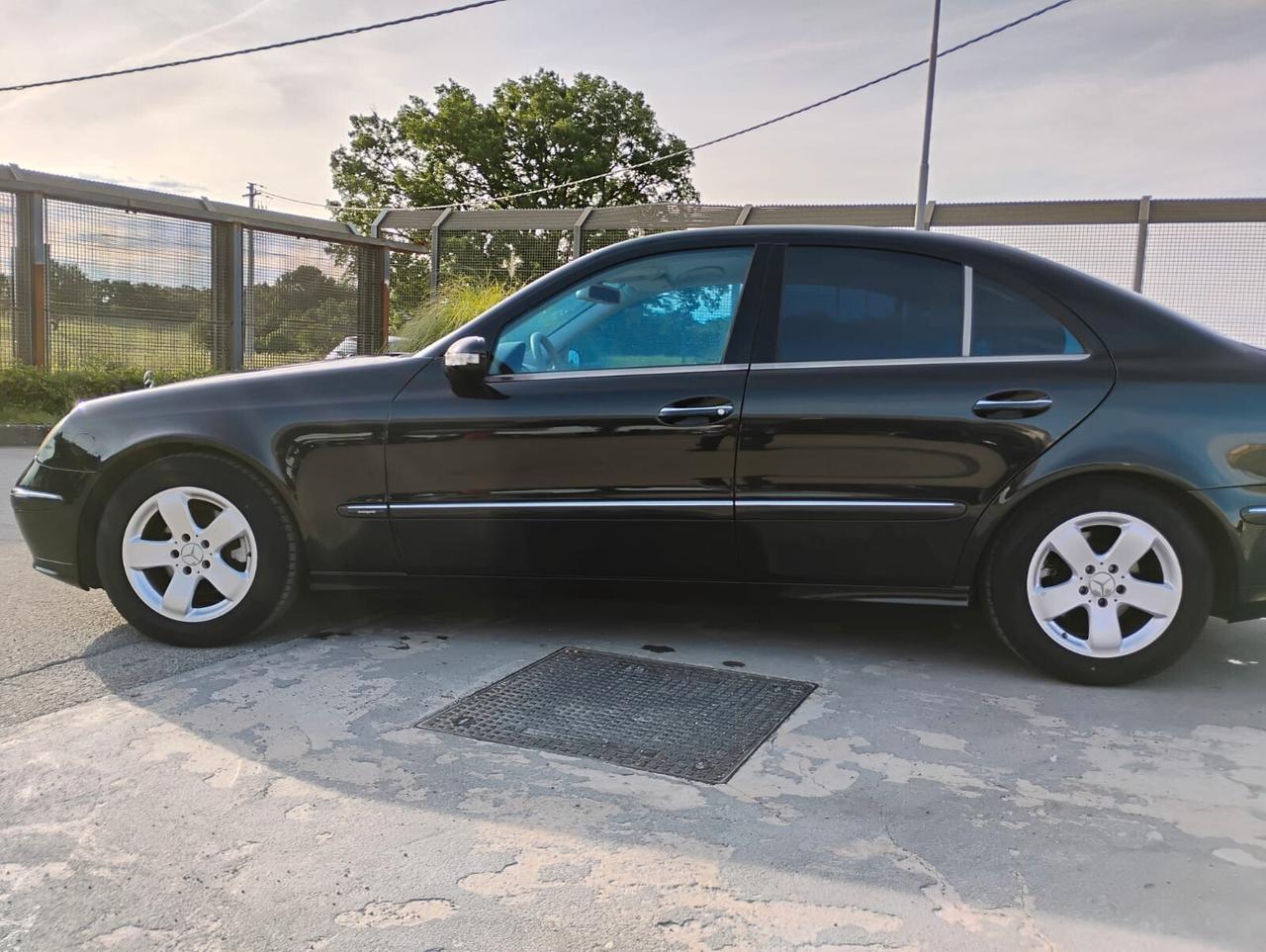 Mercedes-benz E 220 CDI cat Avantgarde