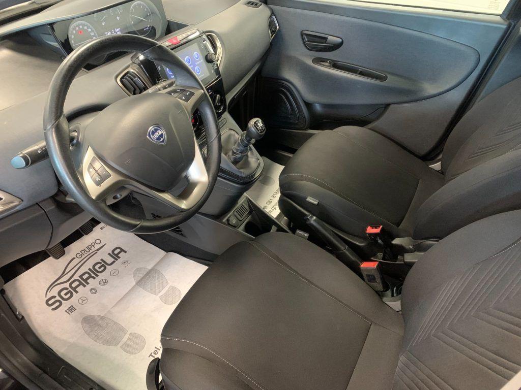Lancia Ypsilon 1.0 Benzina Hybrid Ecochic Gold 5 Porte