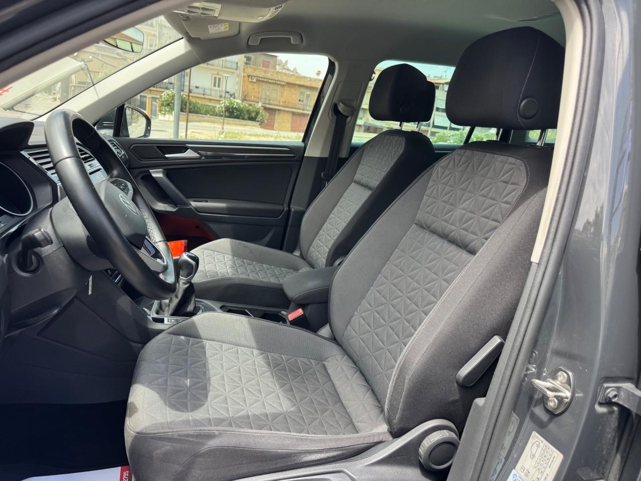 VOLKSWAGEN TIGUAN 2.0 TDI LIFE MANUALE FULL IVA