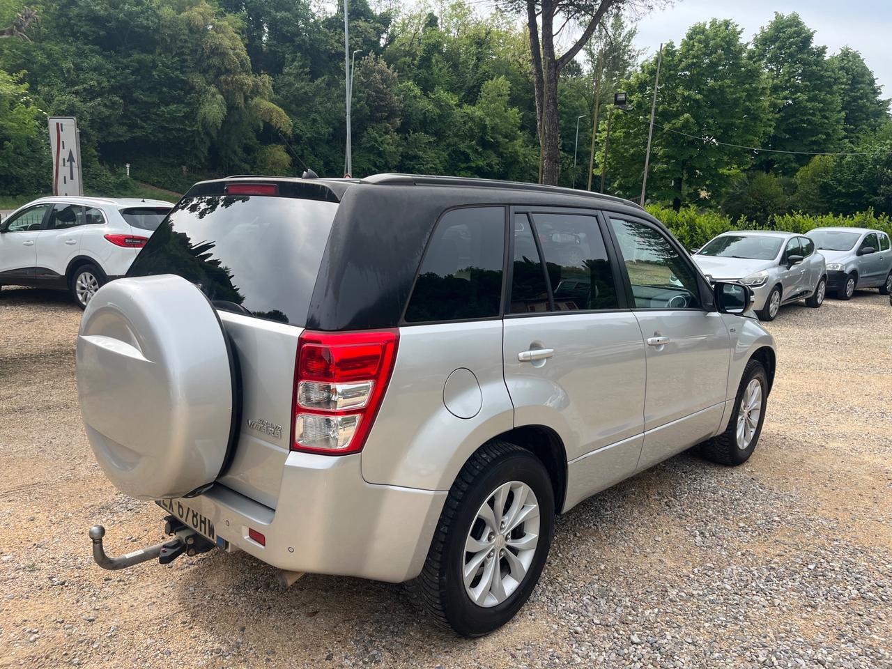 Suzuki Grand Vitara 1.9 DDiS 5 porte Evolution Plus (Gancio di Traino )
