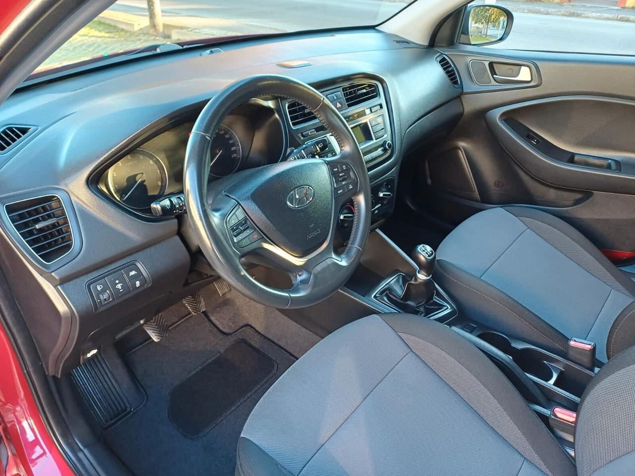 Hyundai i20 1.2 84 cv 5 porte Comfort