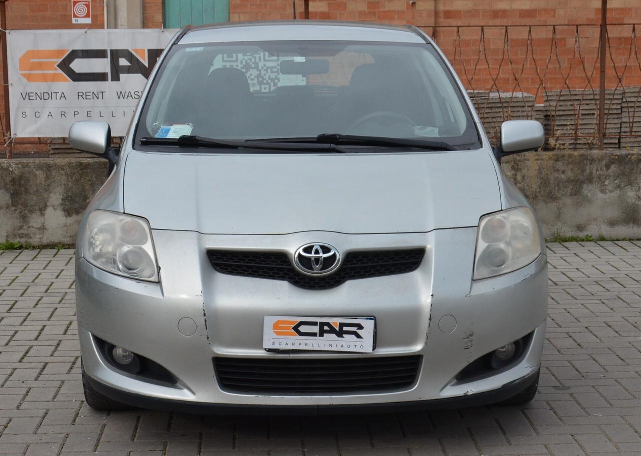 Toyota Auris 2.0 D-4D 5 porte Sol