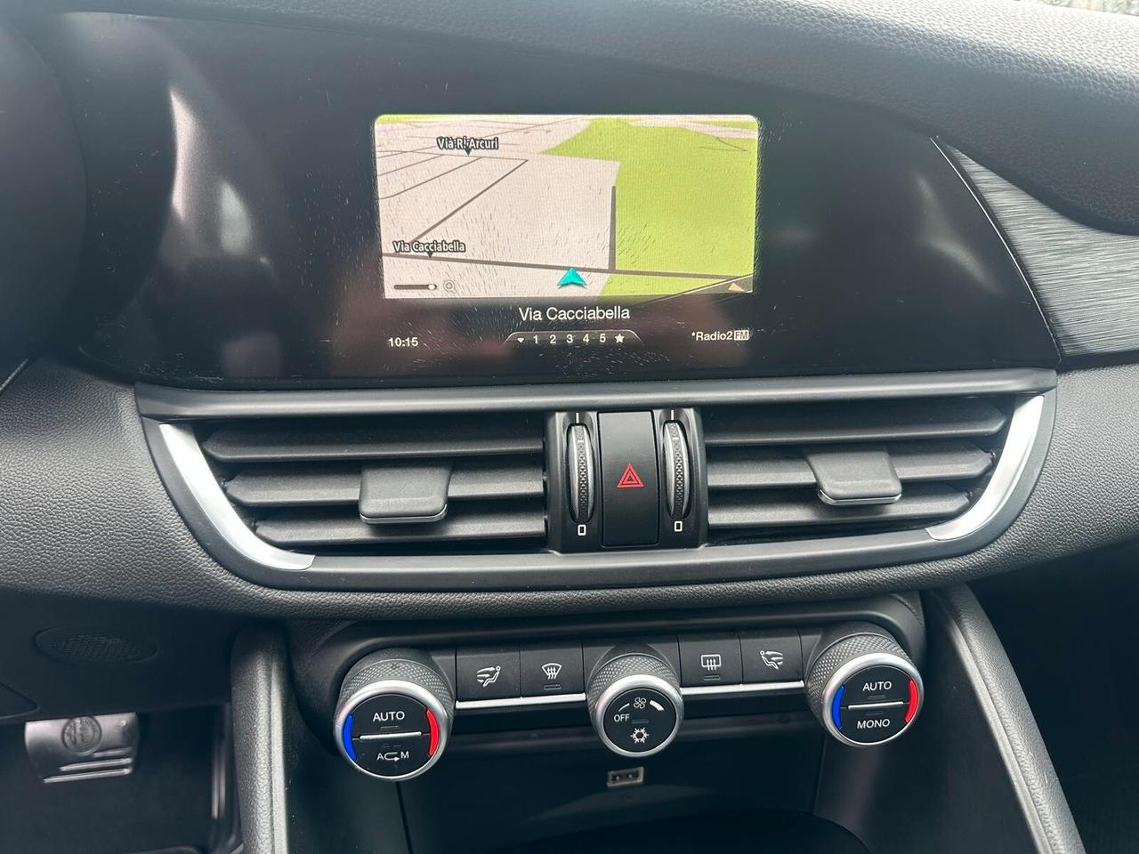 Alfa Romeo Giulia 2.2 Turbodiesel 180 CV AT8 Super-2017