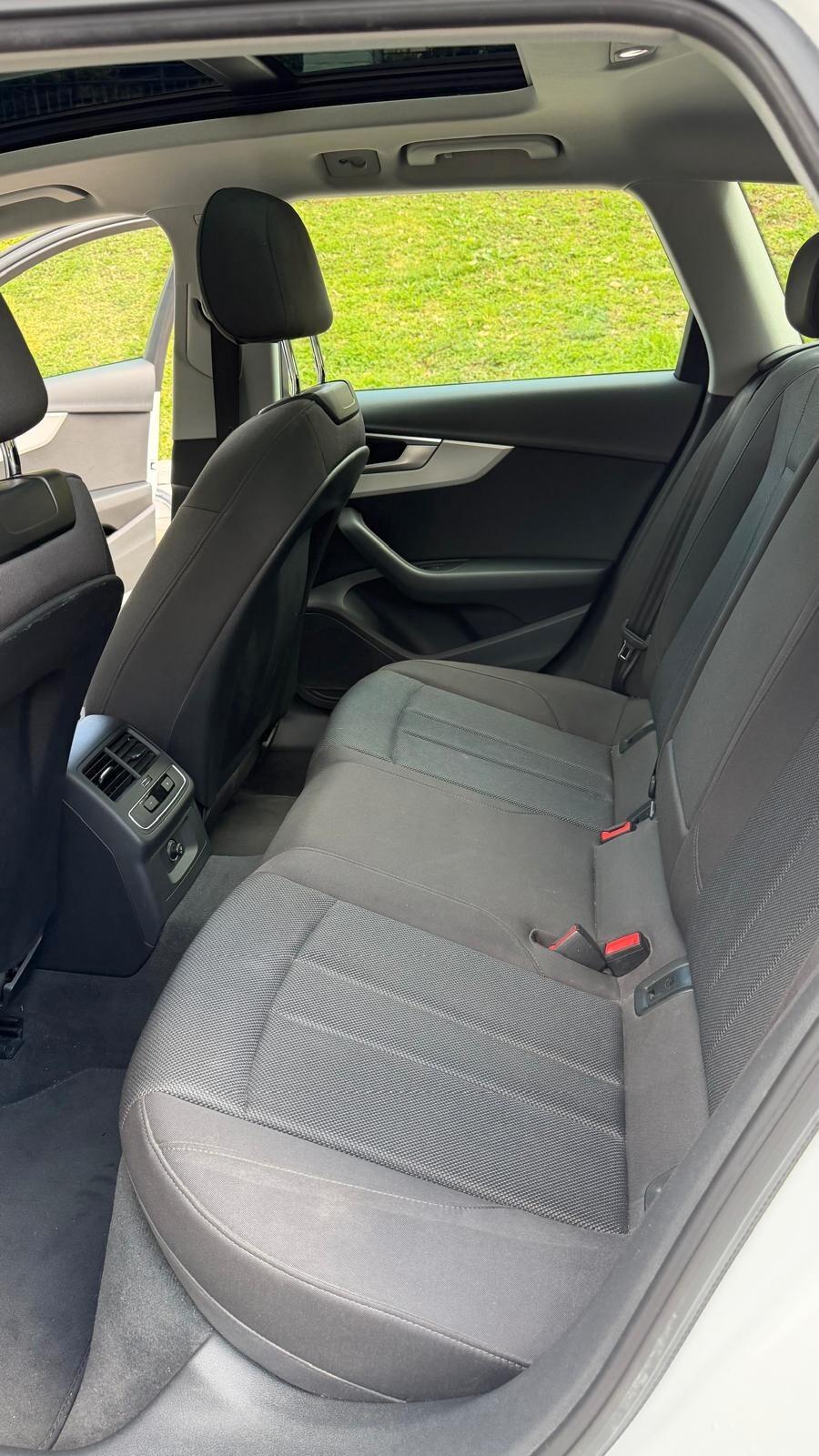 Audi A4 allroad 40 TDI 204 CV S tronic Identity Contrast