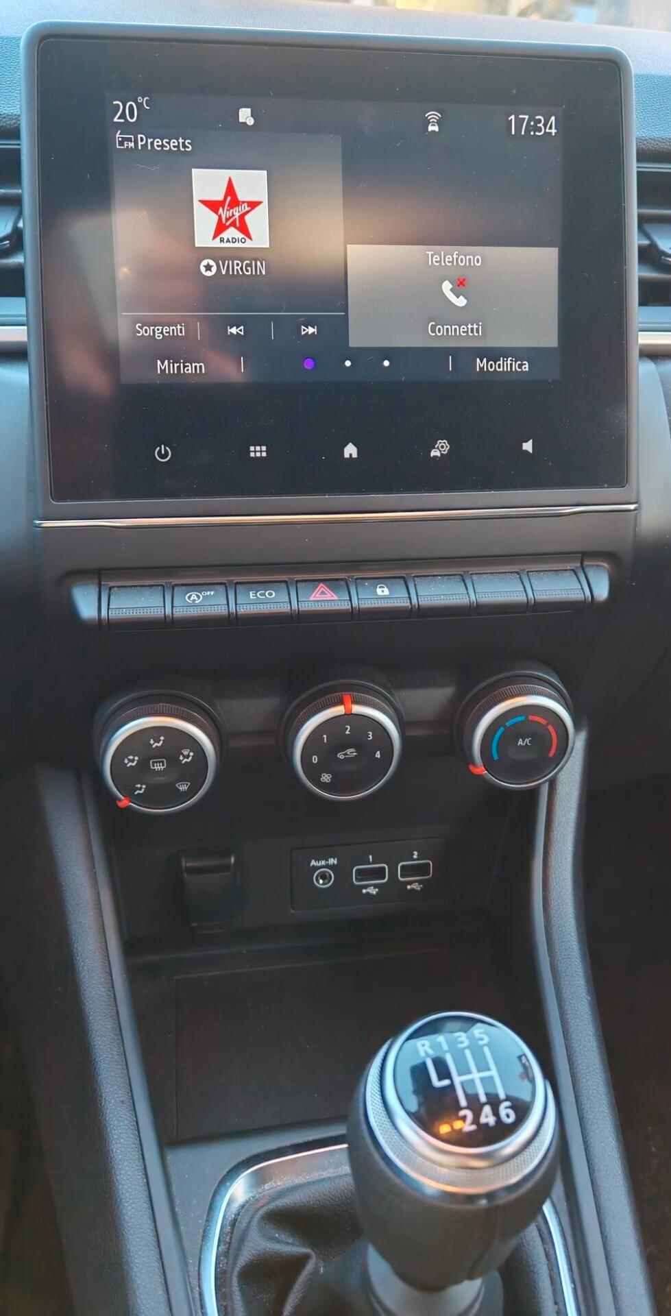 Renault Captur Mild Hybrid 140 CV Zen