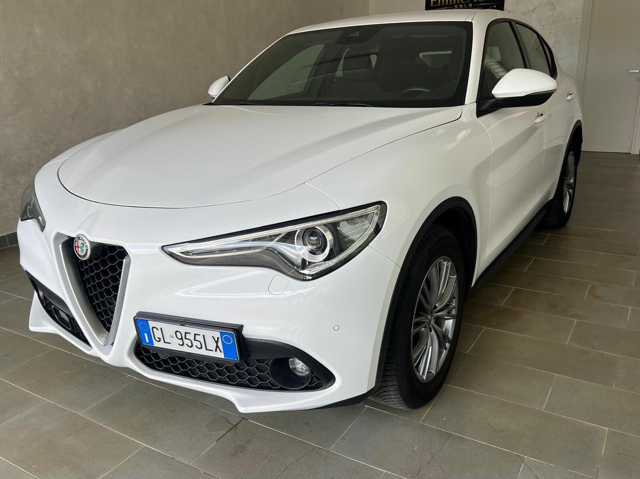 Alfa Romeo Stelvio 2.2 Turbodiesel 190 CV AT8 Q4 Business Ti