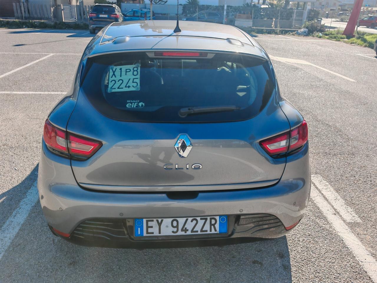 Renault Clio 1.2 75CV GPL 5 porte Costume National