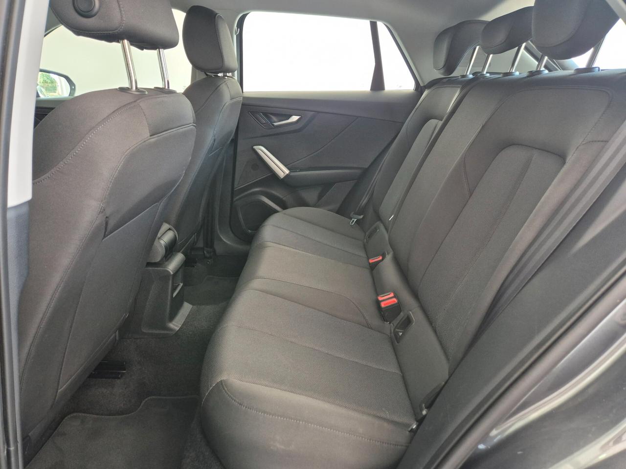 Audi Q2 30 TDI S tronic Identity Black