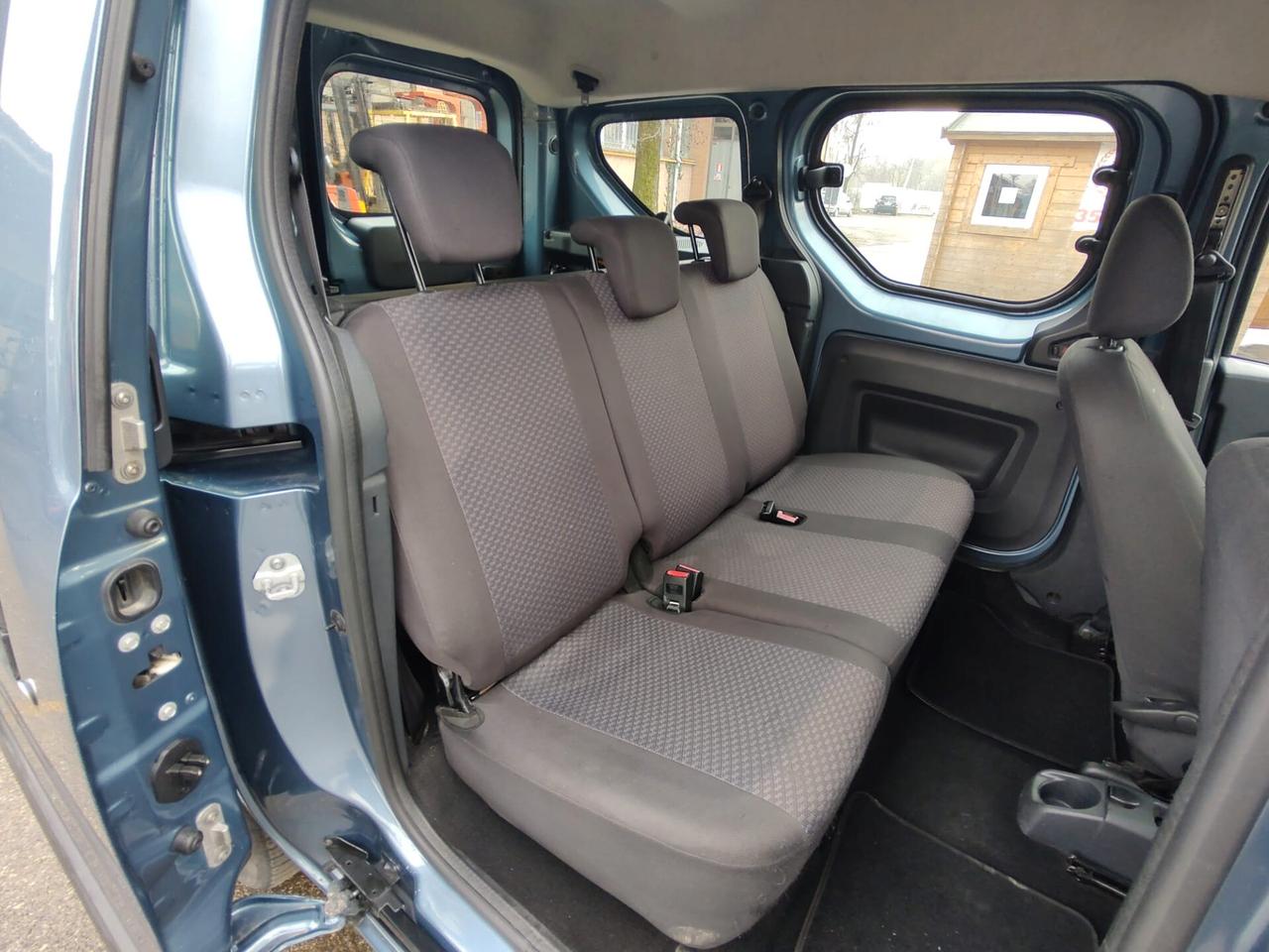 Dacia Dokker 1.6 8V 85CV Ambiance, BENZINA\GPL CON SCADENZA 2032, OK NEOPATENTATI, GARANZIA L.12 MESI