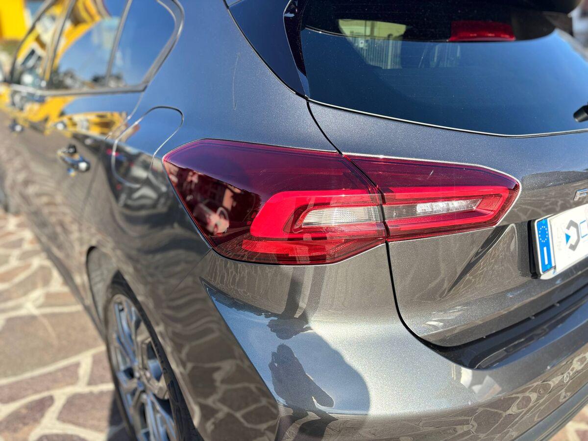 Ford Focus 1.5 ecoblue ST-Line 115cv auto
