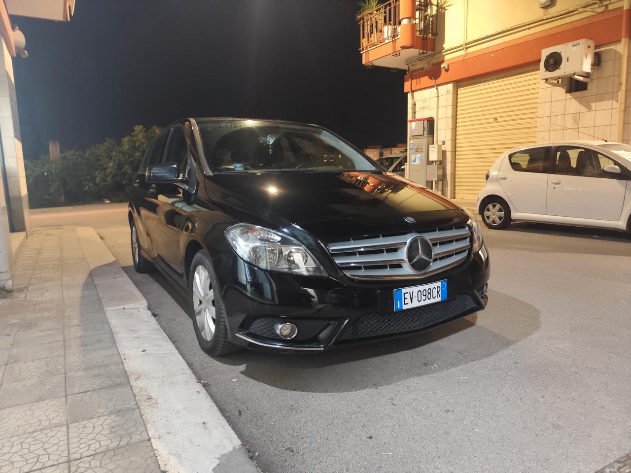 Mercedes-benz B 180 CDI 1.8 MOTORE MERCEDES Navi & Retrocamera