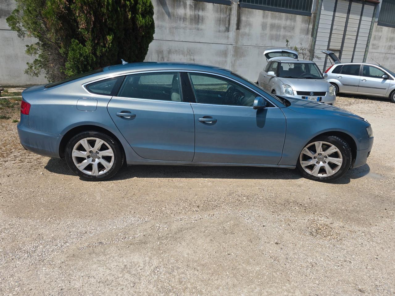 Audi A5 SPB 2.7 V6 TDI 5porte Ambiente 190cv