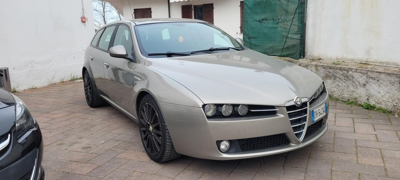 Alfa Romeo 159 1.9 JTDm Sportwagon