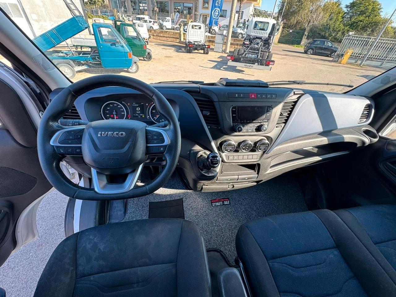 IVECO DAILY 35C14 CASSA CON SPONDA IDRAULICA