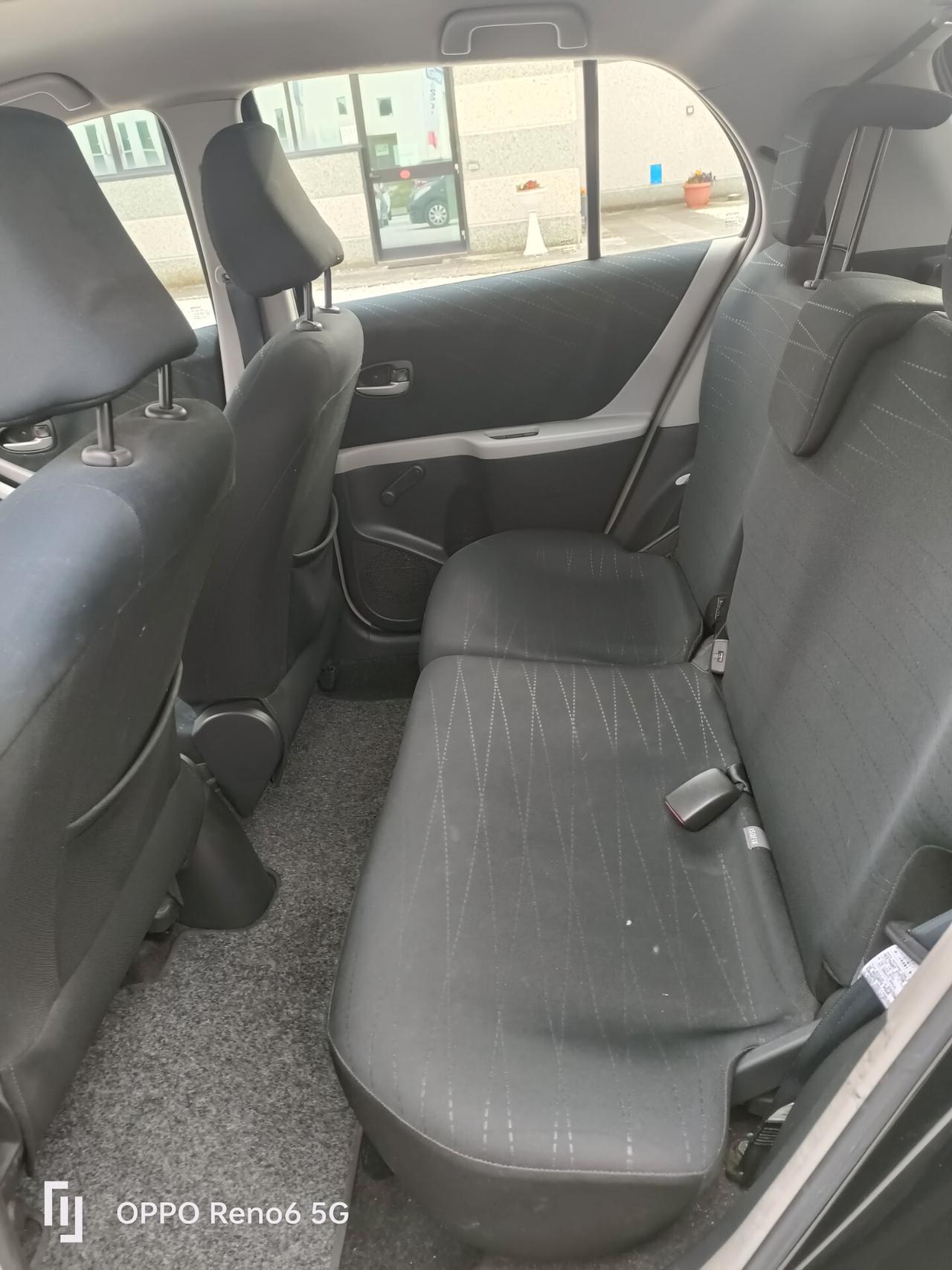 Toyota Yaris 1.3 5 porte Sol