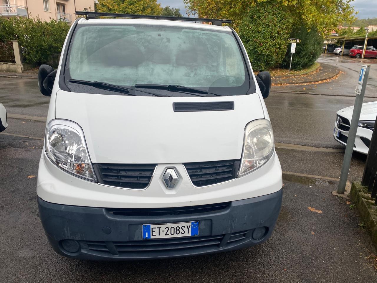 Renault trafic