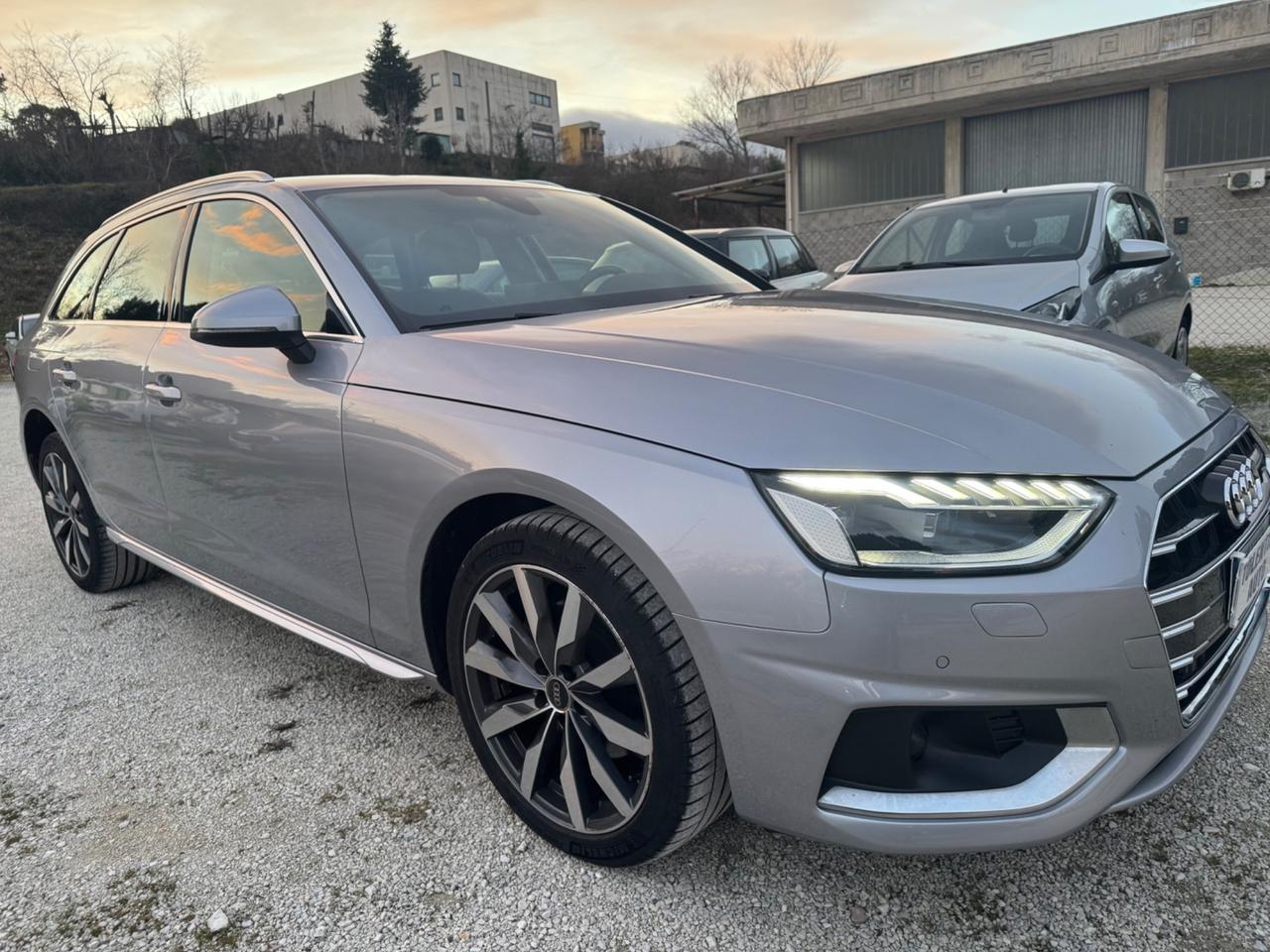 Audi A4 Avant 35 TDI/163 CV S tronic Advanced