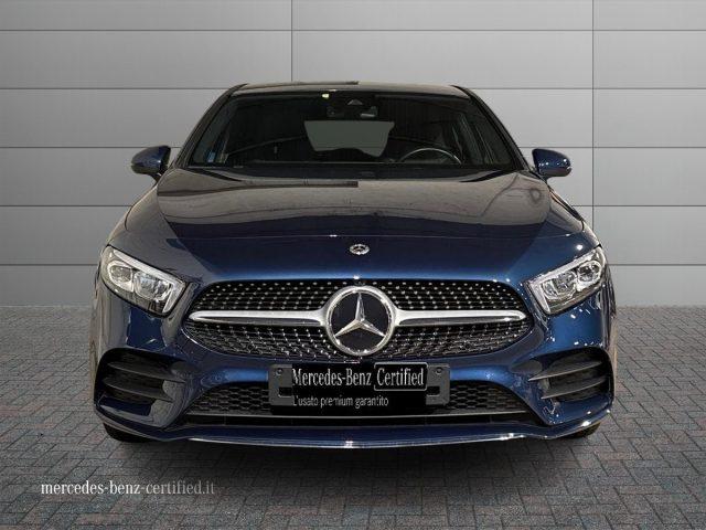 MERCEDES-BENZ A 250 e hybrid EQ Premium