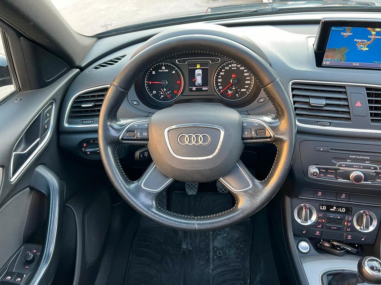 Audi Q3 2.0 TDI 140CV TETTO PANORAMICO APRIBILE